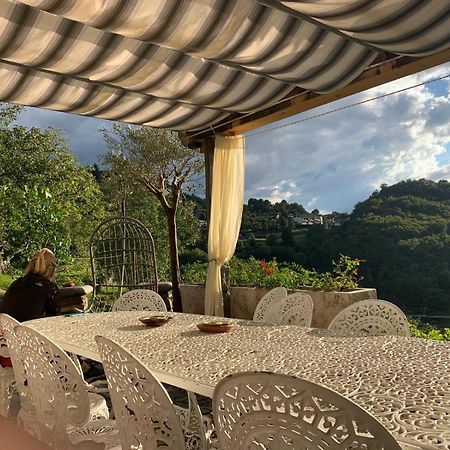 La Casa Sulla Collina Del Castello Villa Breno Dış mekan fotoğraf